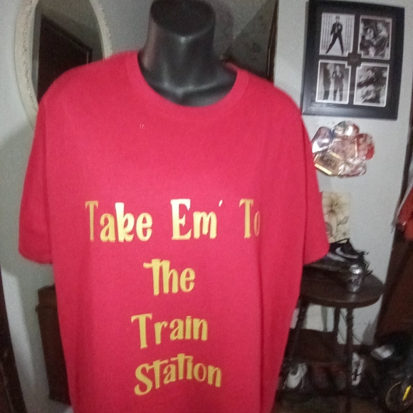 Maroon/gold "take him to the train station" men's large - Picture 3 of 10
